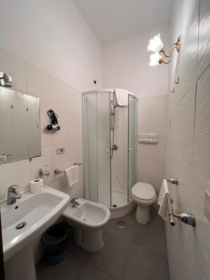 Booking Inn Settembre 95 ローマ エクステリア 写真