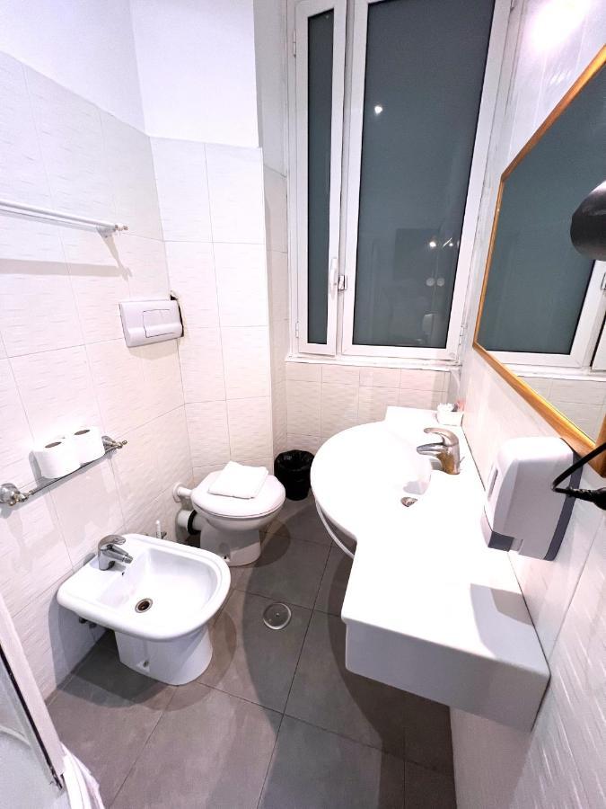 Booking Inn Settembre 95 ローマ エクステリア 写真